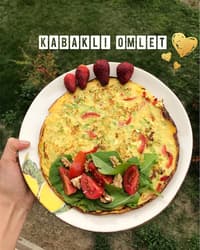 KABAKLI OMLET - DİYETİSYEN ELMAS BURÇİN YÜCEL – ANKARA