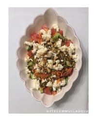 TOK TUTAN SALATA - DİYETİSYEN ECEM MULLAOĞLU - ANKARA