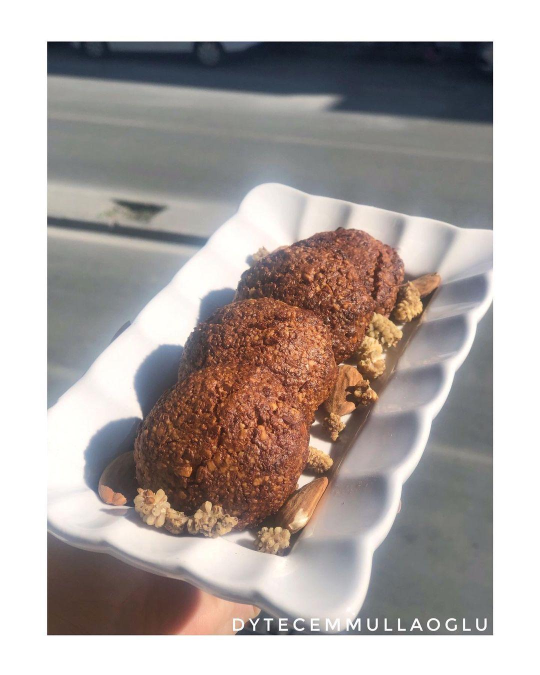 ŞEKERSİZ ACIBADEM KURABİYESİ 