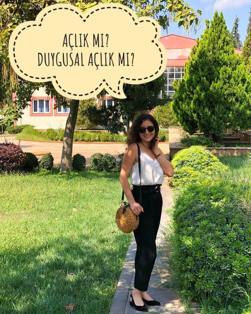AÇLIK MI? DUYGUSAL AÇLIK MI? 