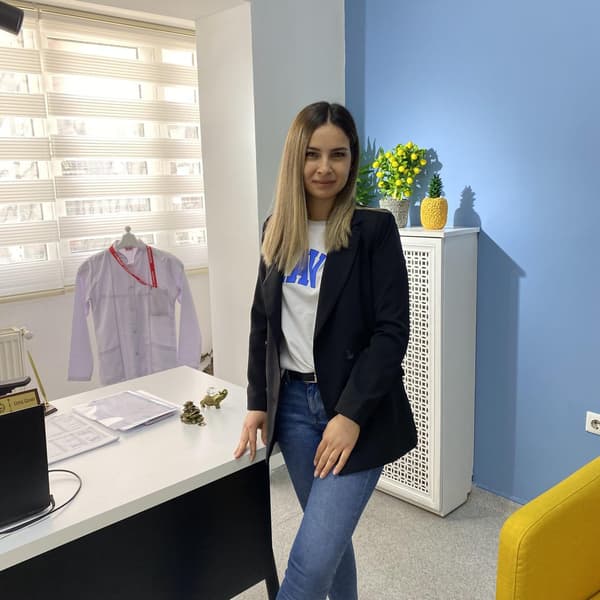 Uzman Diyetisyen Aylin Güngör - 1. Fotoğraf Uzman Diyetisyen Aylin Güngör - 1. Fotoğraf