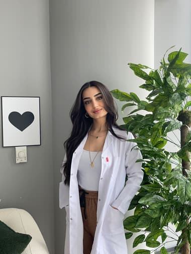 Diyetisyen Nur Türkmen