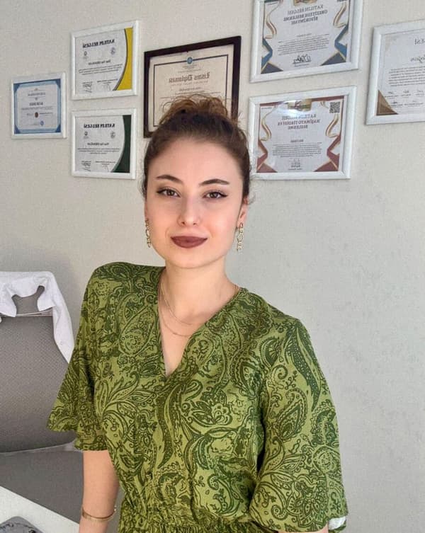 Dyt. Nisa Erdoğan Fonksiyonel Tıp - 1. Fotoğraf